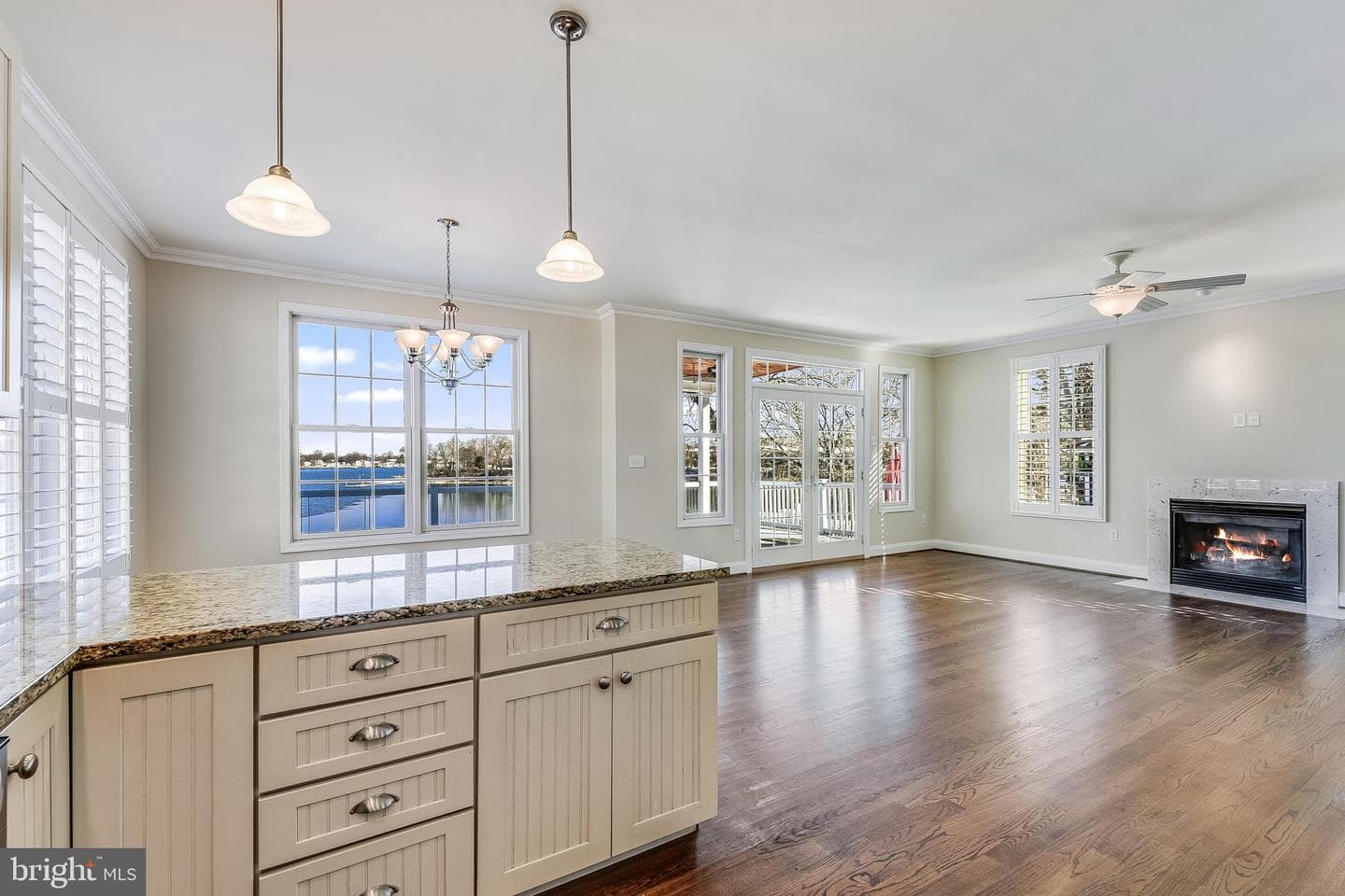 7588 Beach Drive photo 4