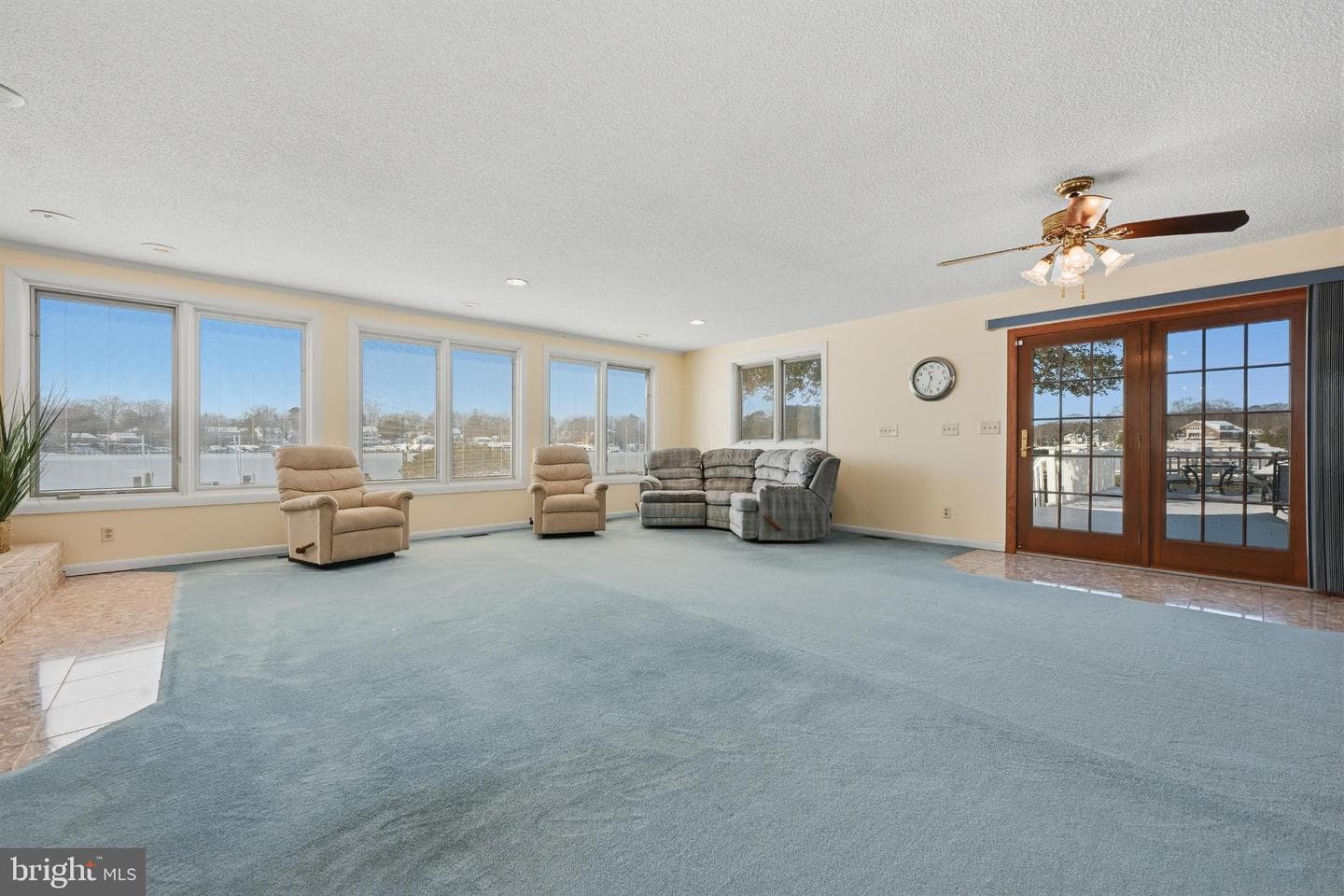 352 Riverside Drive photo 6