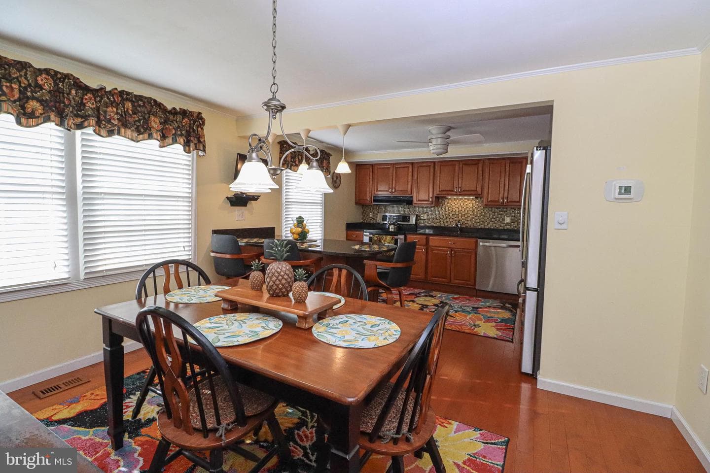 701 Snowdon Lane photo 9