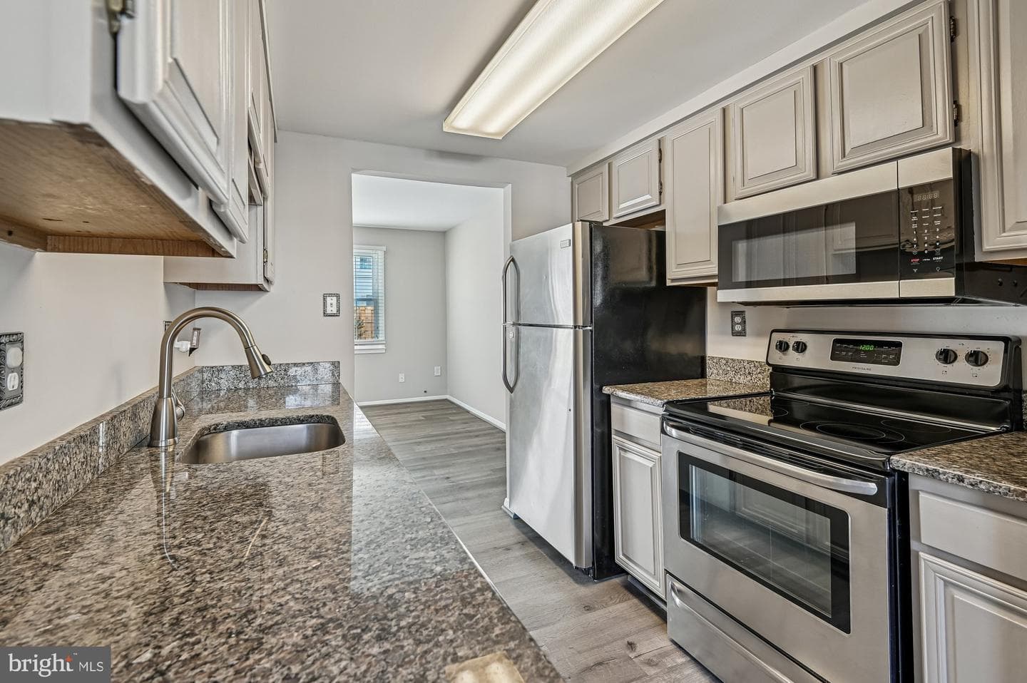 1753 Castleford Square photo 10