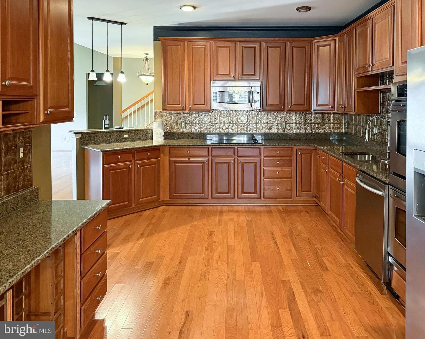 1518 Enyart Way #301 photo 8
