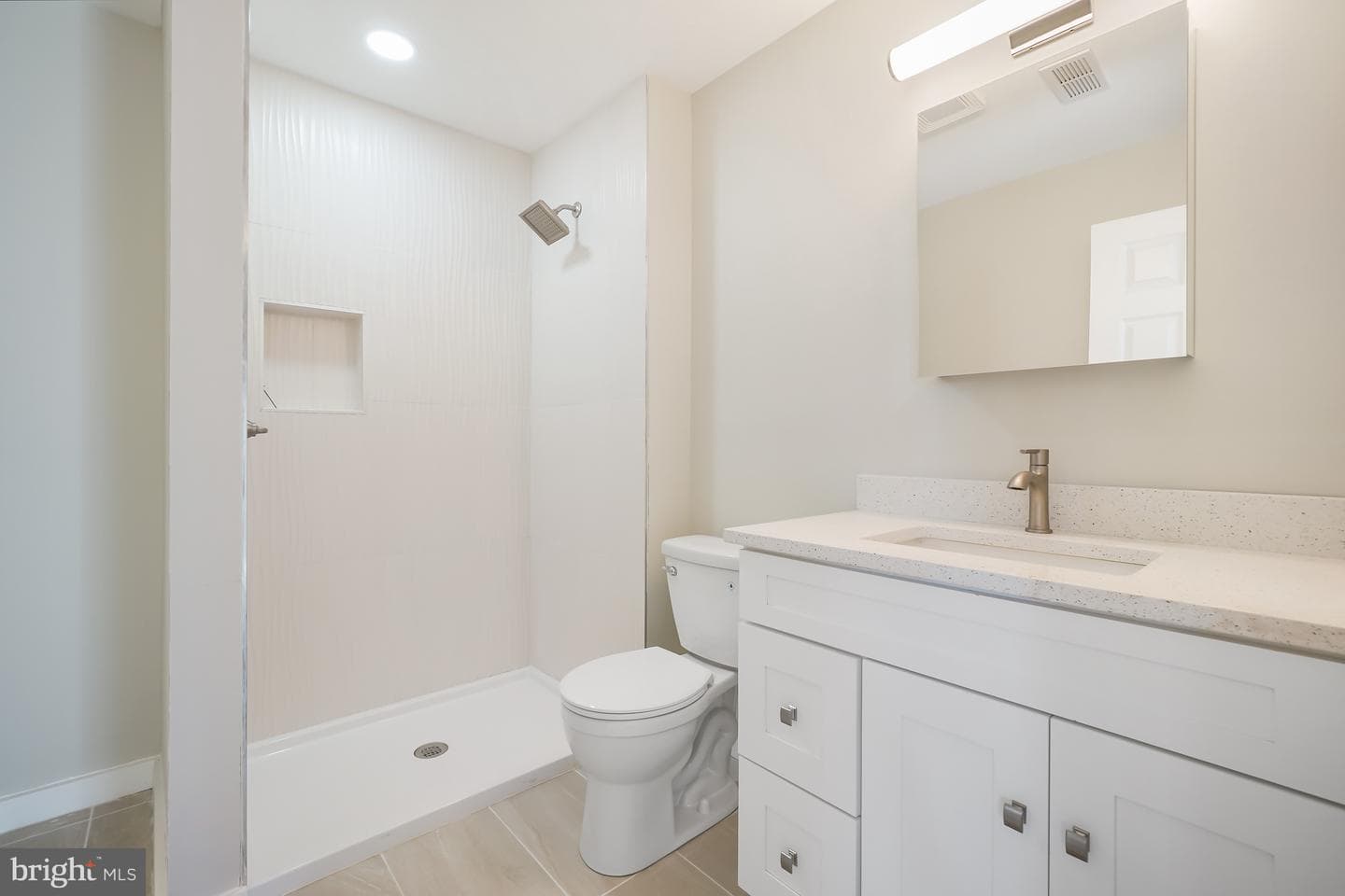 1546 Ridgely Drive photo 26