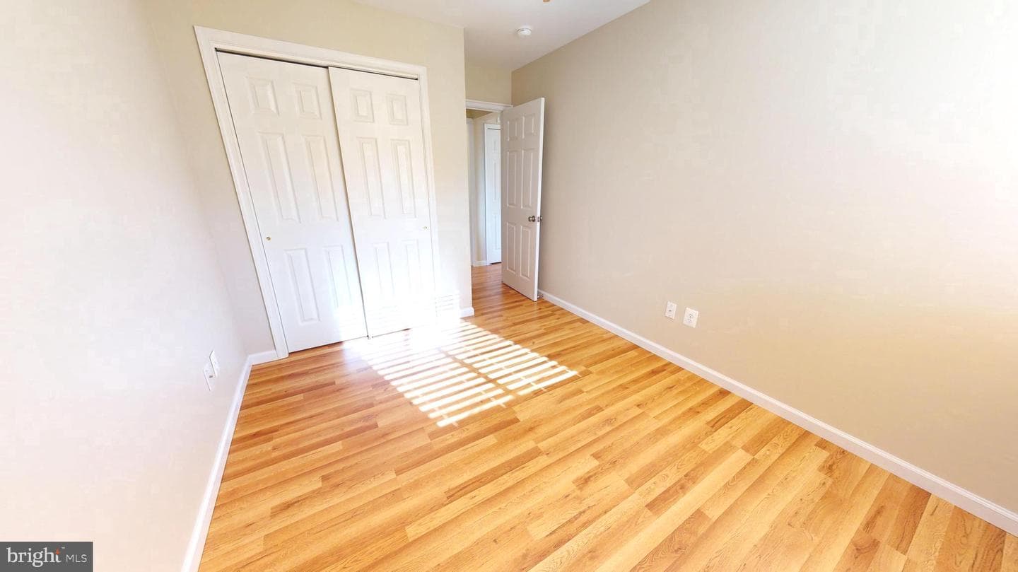 1717 Aberdeen Court photo 26
