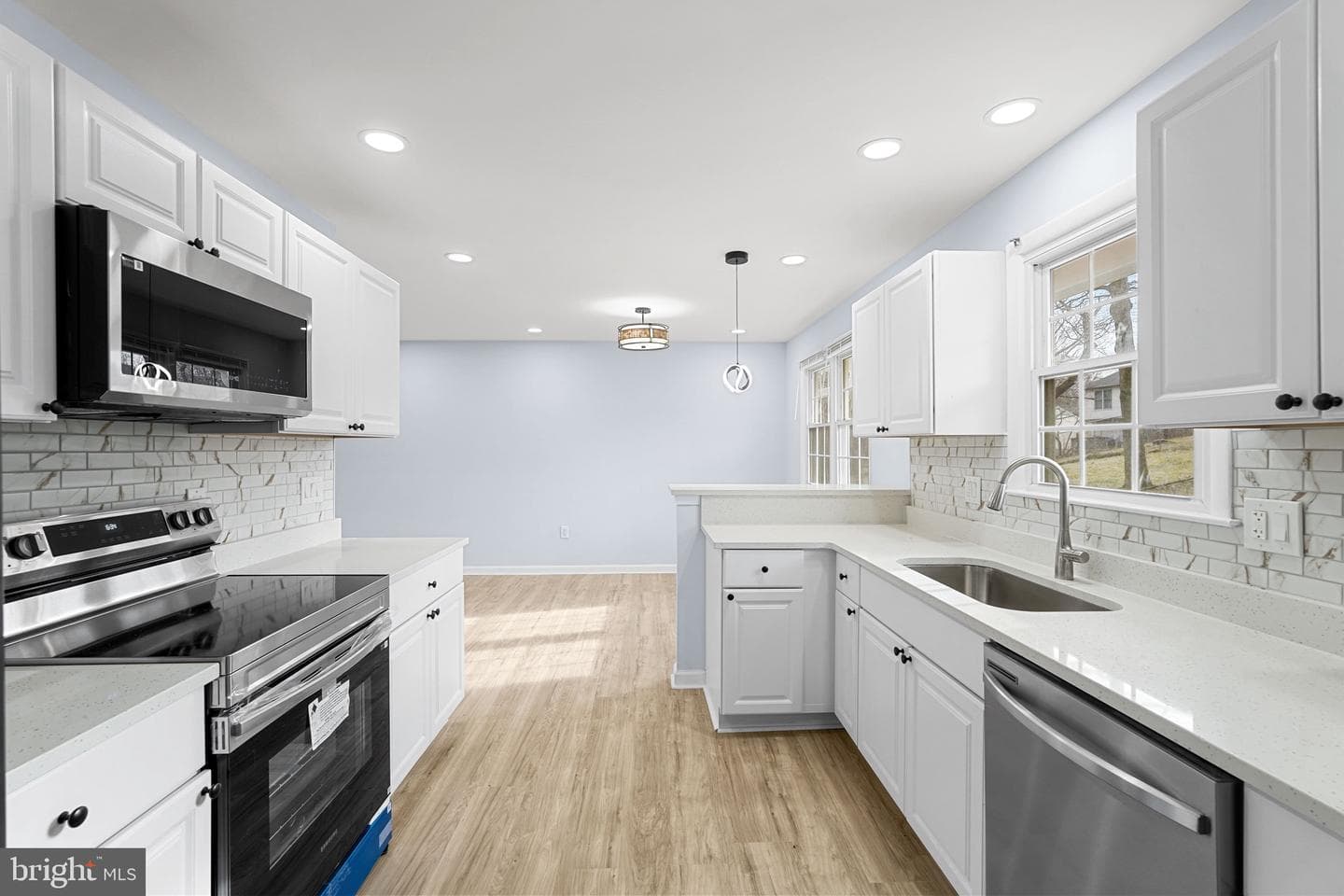 721 Fairway Drive photo 11