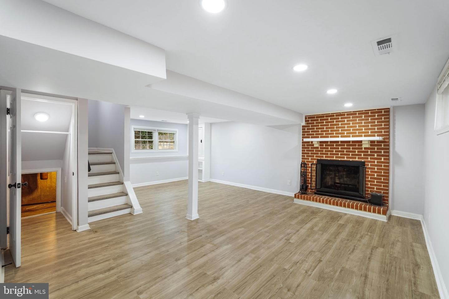 721 Fairway Drive photo 33