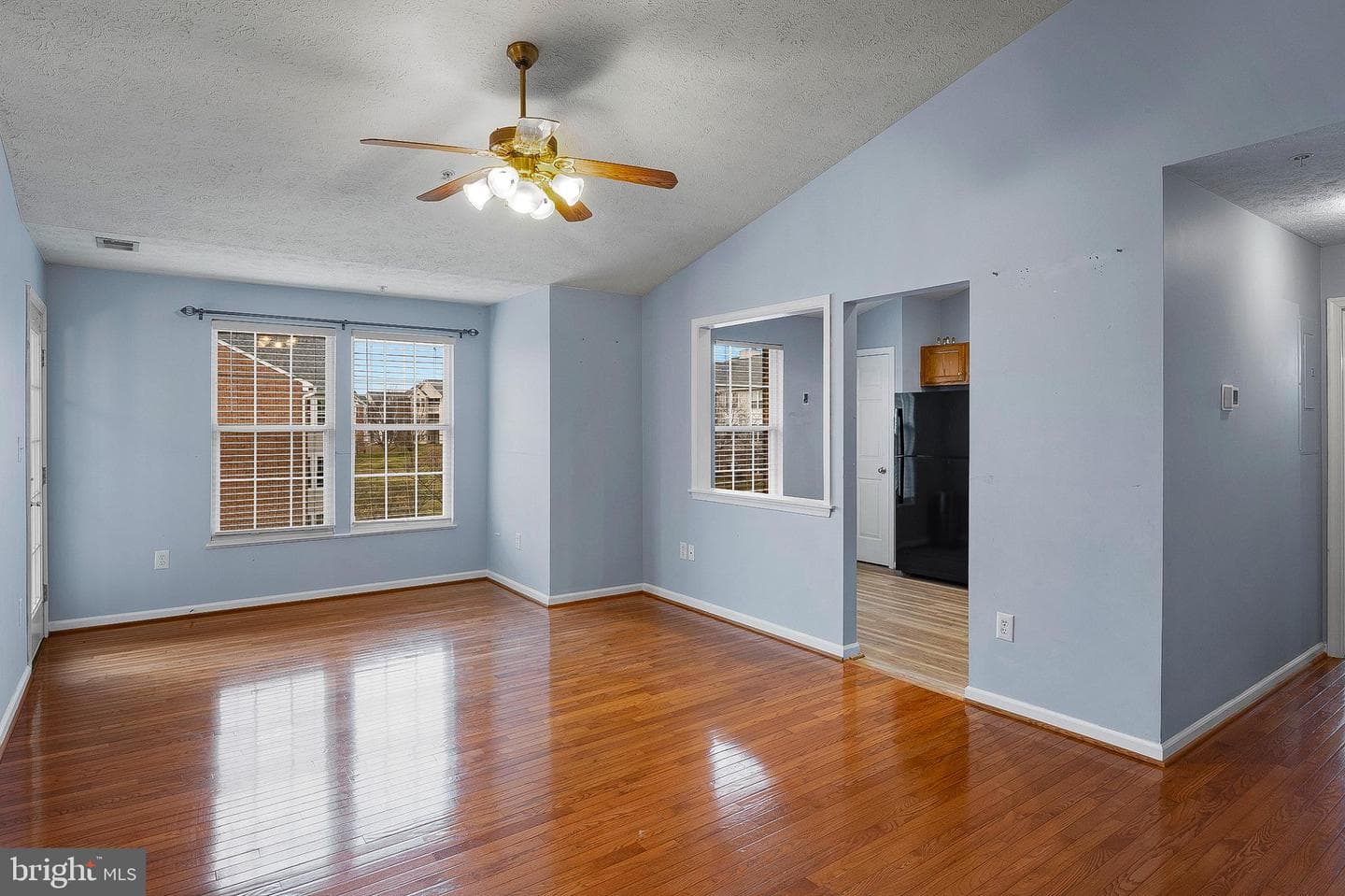 691 Winding Stream Way #301 photo 5