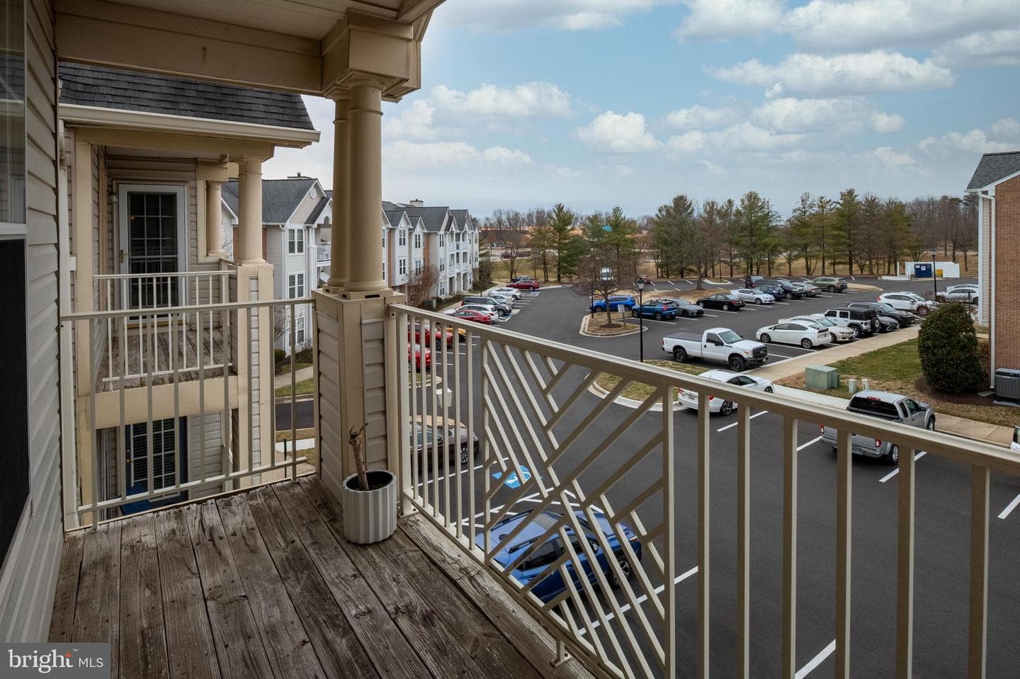 691 Winding Stream Way #301 photo 8