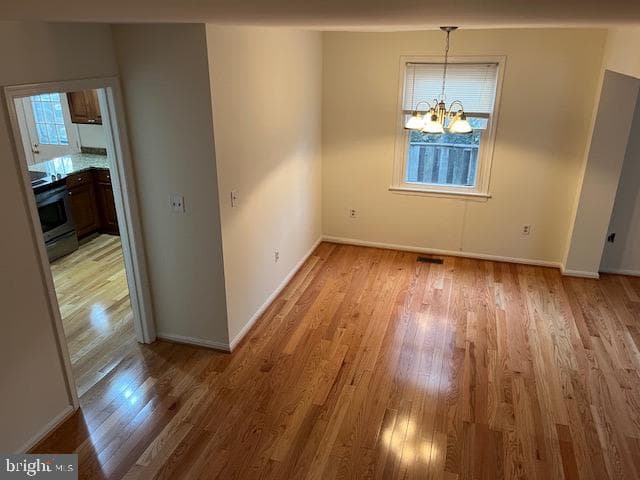 738 Ticonderoga Avenue photo 14