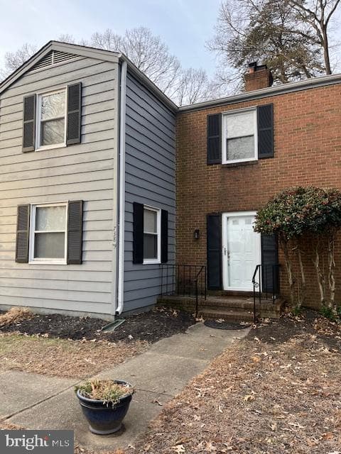 738 Ticonderoga Avenue photo 2