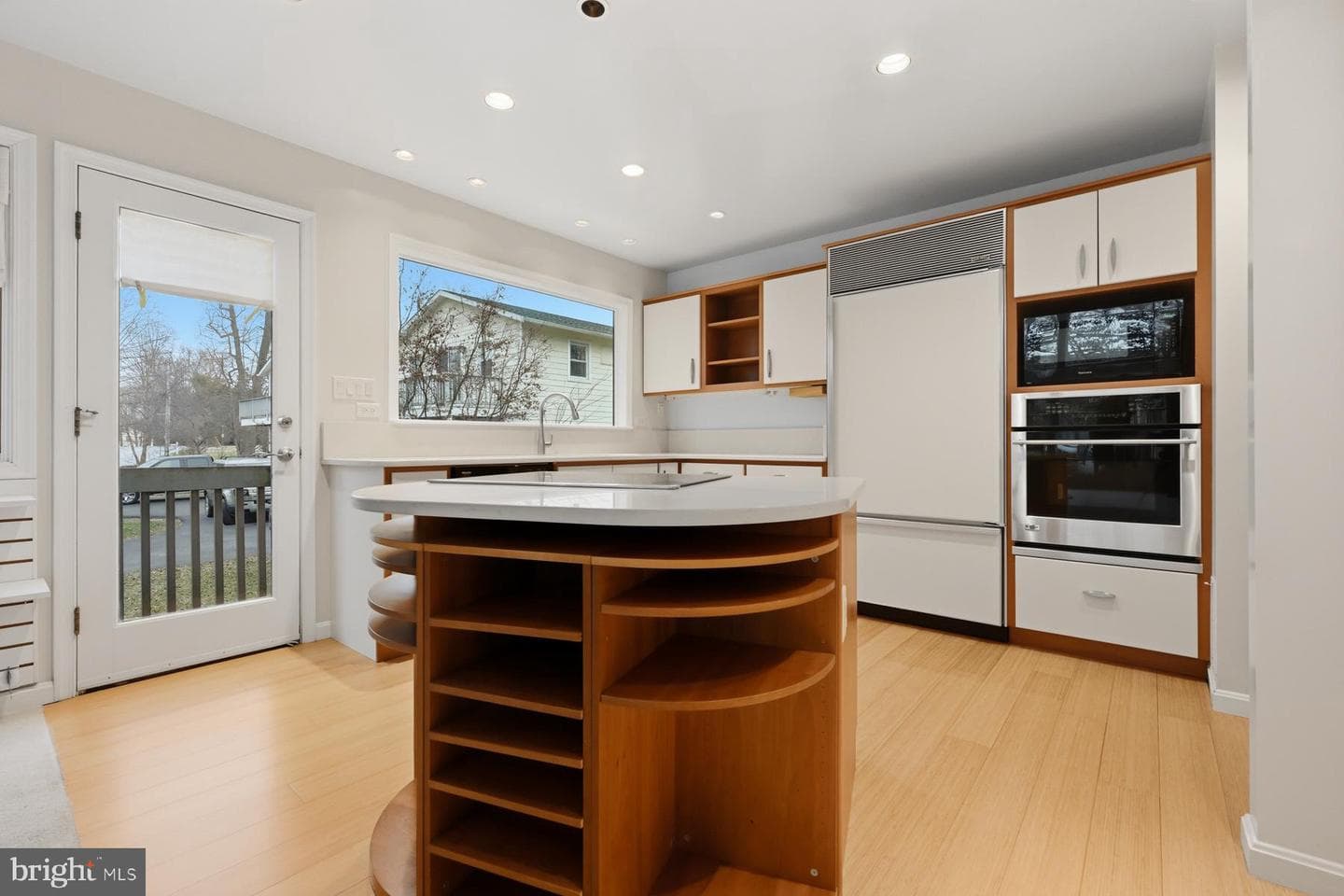 143 E Lake Drive photo 14