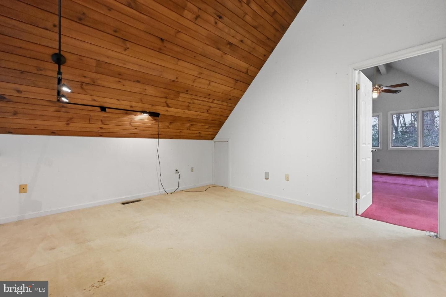 143 E Lake Drive photo 20