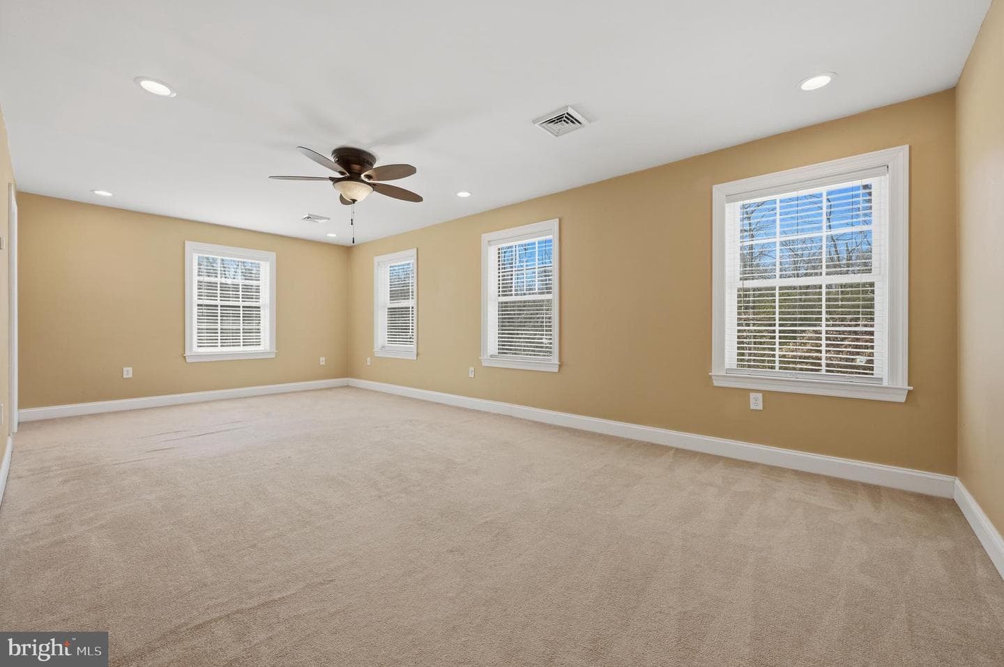 2123 Beach photo 25