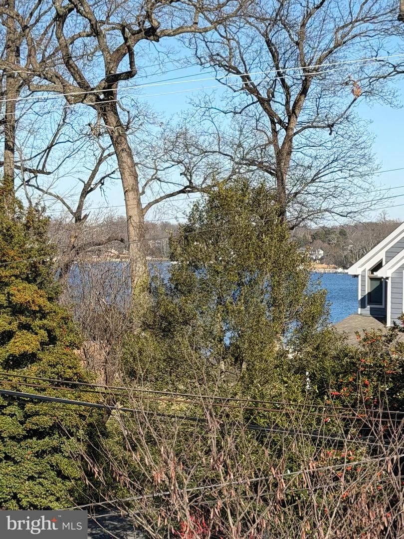 764 N Riverside Drive photo 55