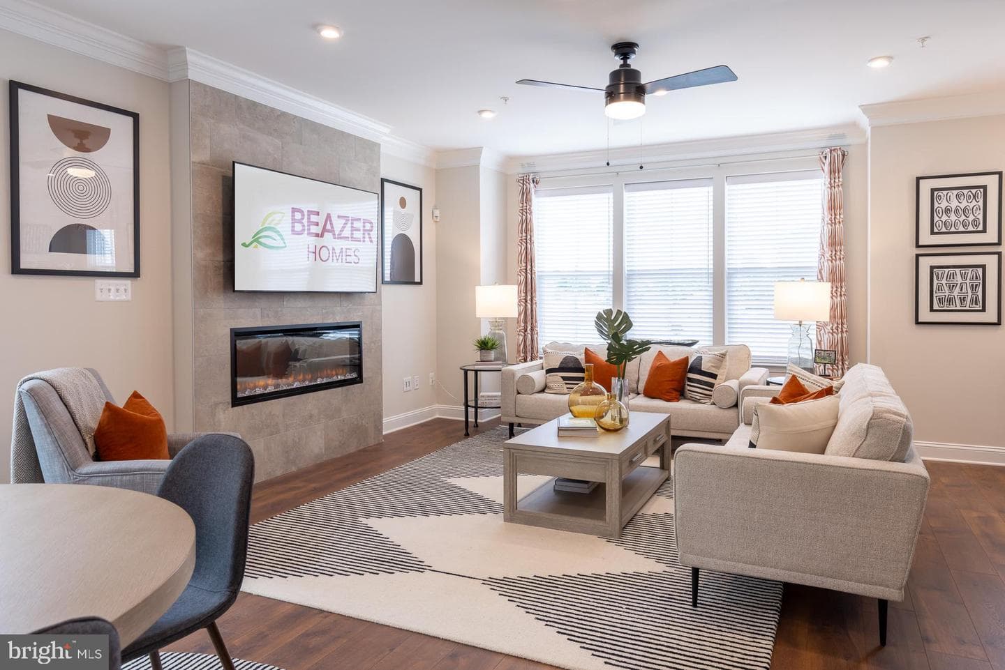 647 Eastland Row photo 4