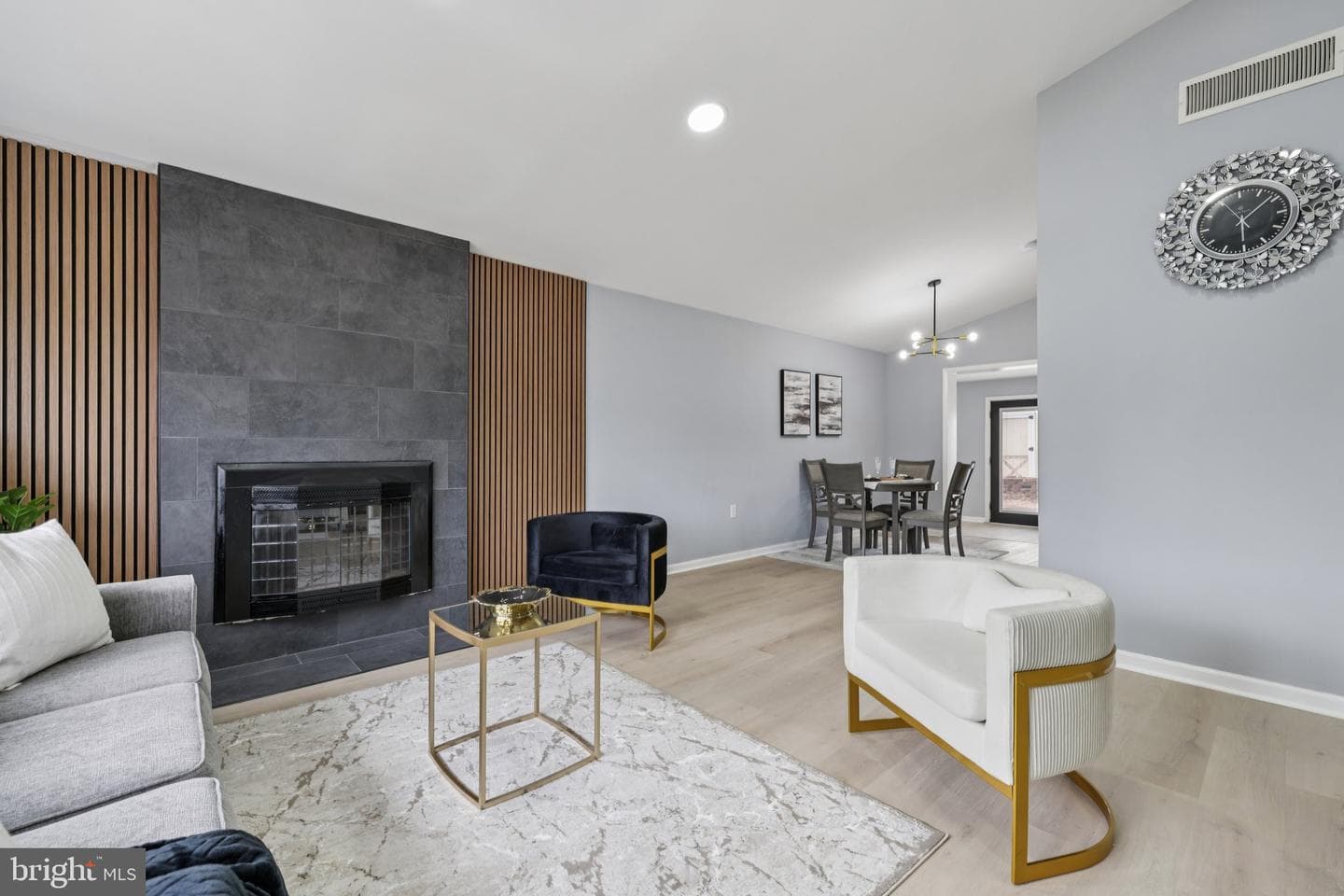 1410 Oakdale Road photo 3