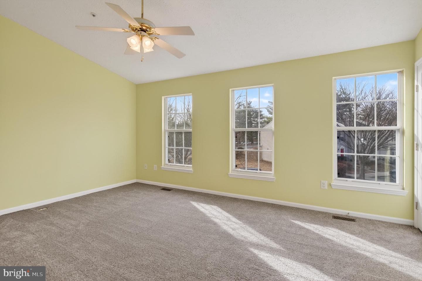 592 Quaker Ridge Court photo 43