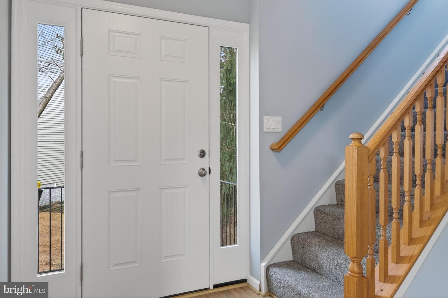 592 Quaker Ridge Court photo 5