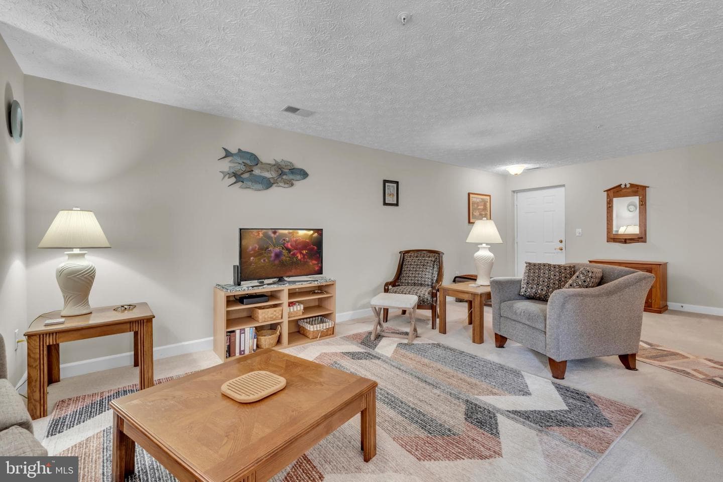 615 Admiral Drive #206 photo 4