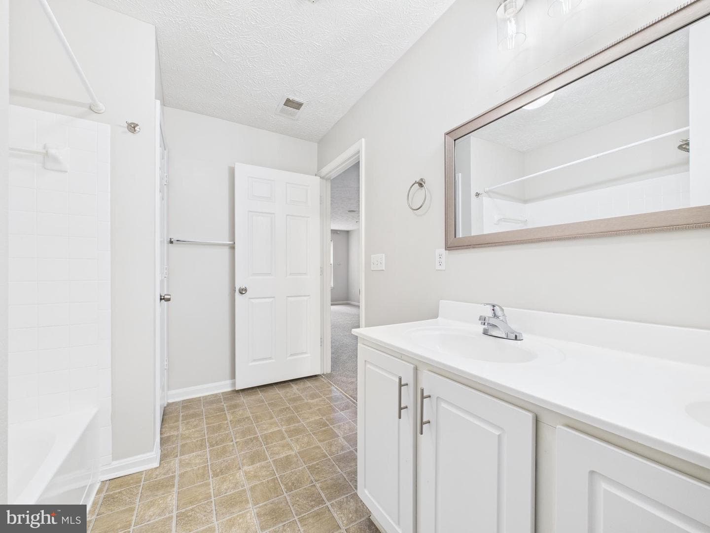 8067 Brookstone Court #100 photo 28