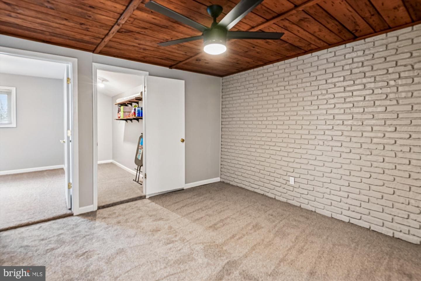 523 Kenora Drive photo 27