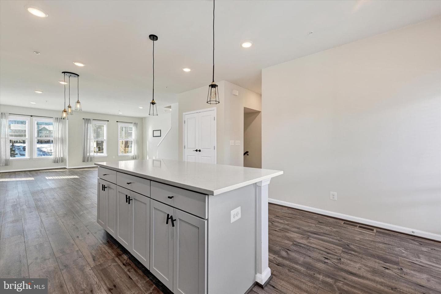 219 Oakpine Drive photo 17