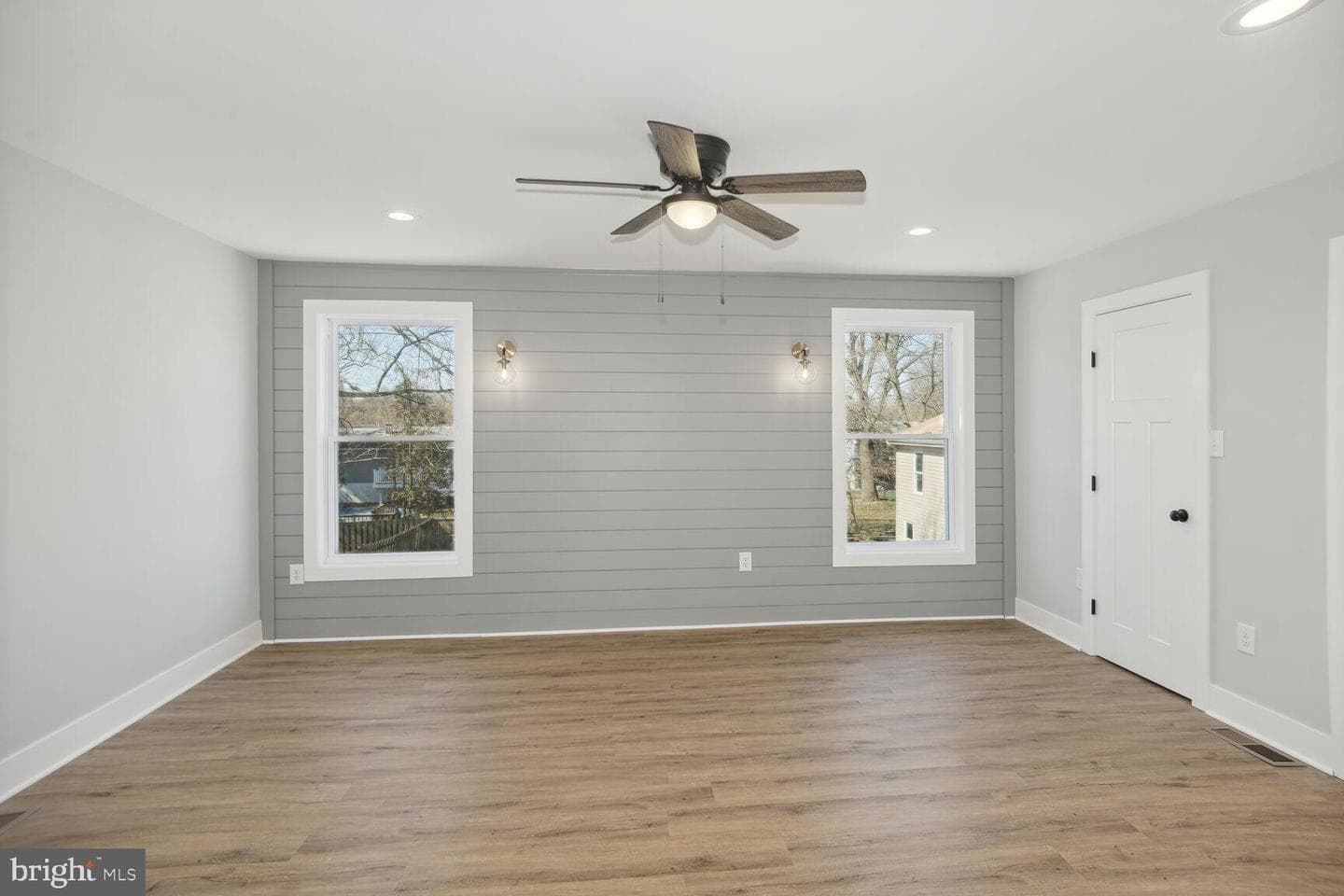 8012 Catherine Avenue photo 9