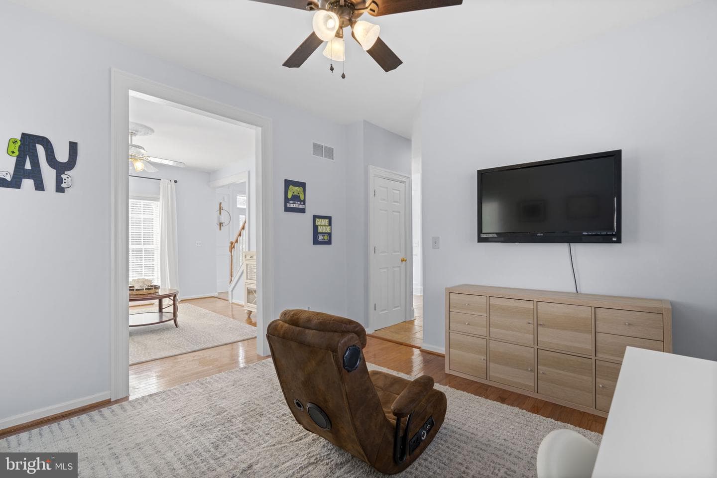 889 Lynch Drive photo 10