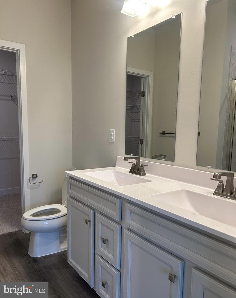168 Bethlehem Pl photo 11