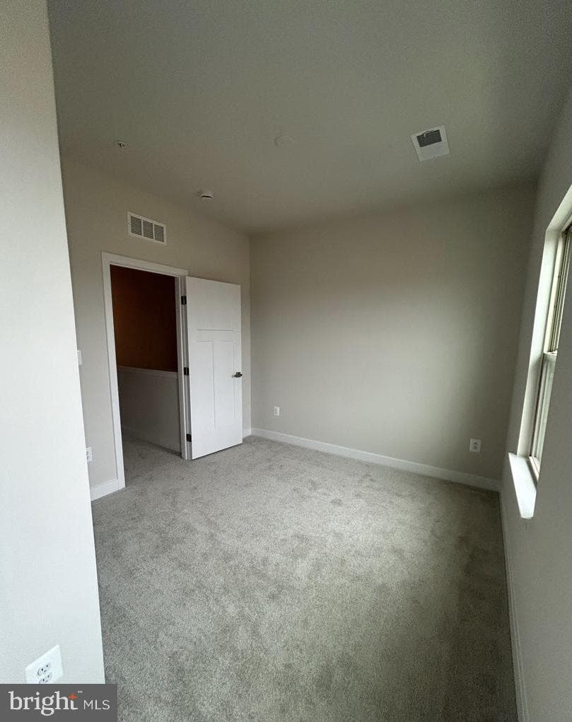 168 Bethlehem Pl photo 4