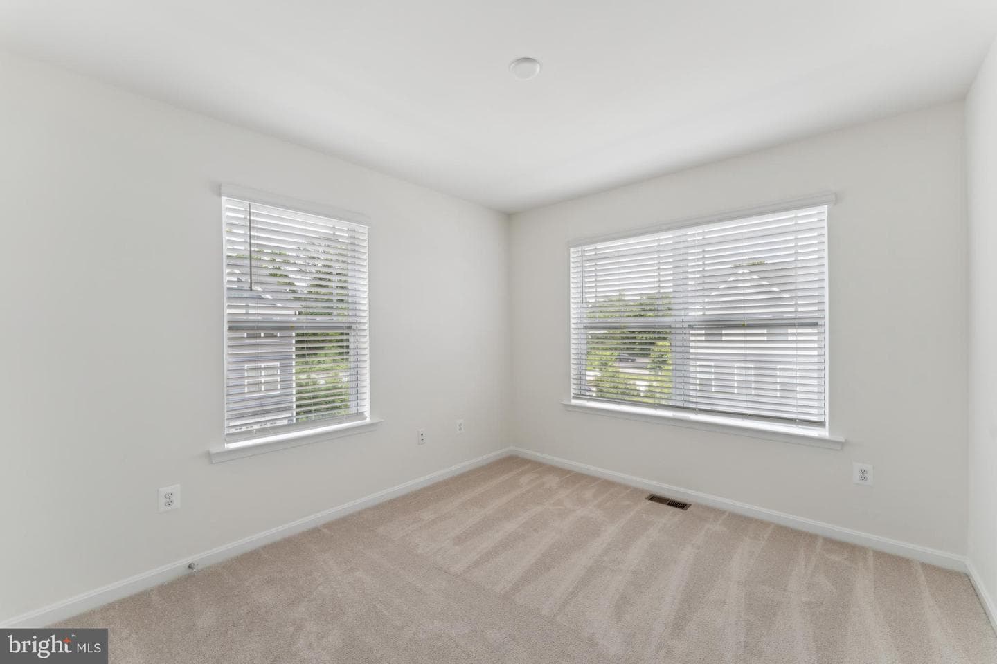225 Jenkins Way photo 34