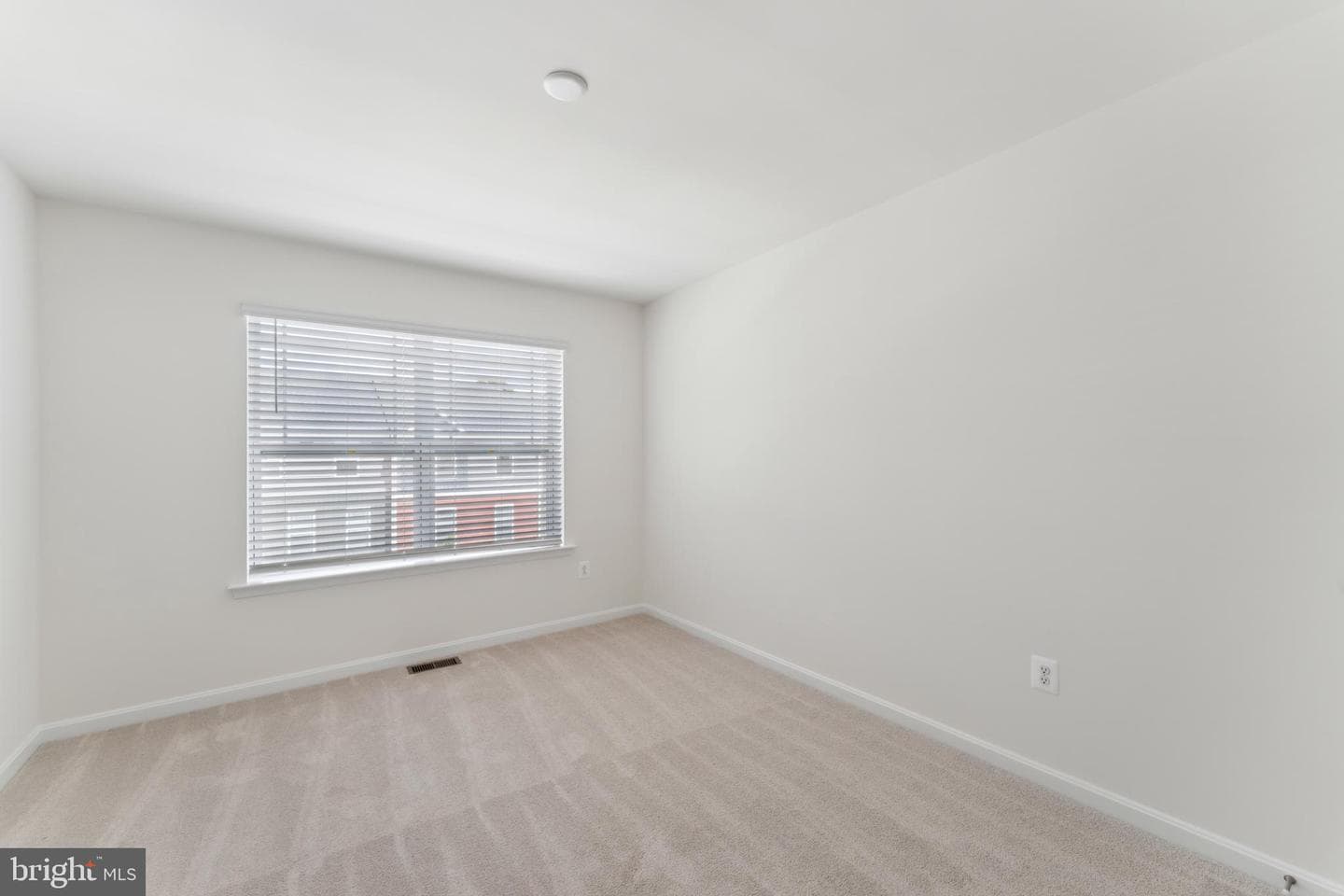 225 Jenkins Way photo 38