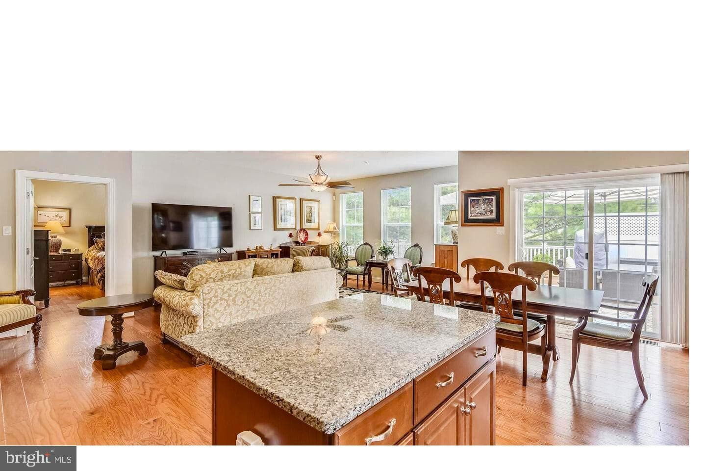 105 Sanderling Court photo 4