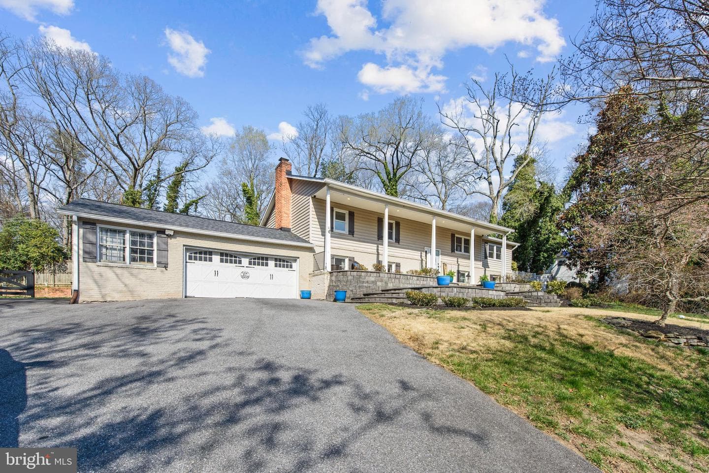 762 Benfield Boulevard photo 4