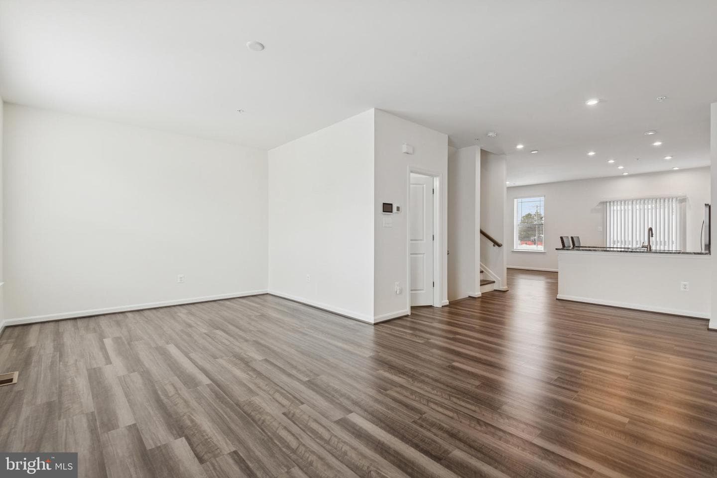 7831 Wolf Run Lane photo 15