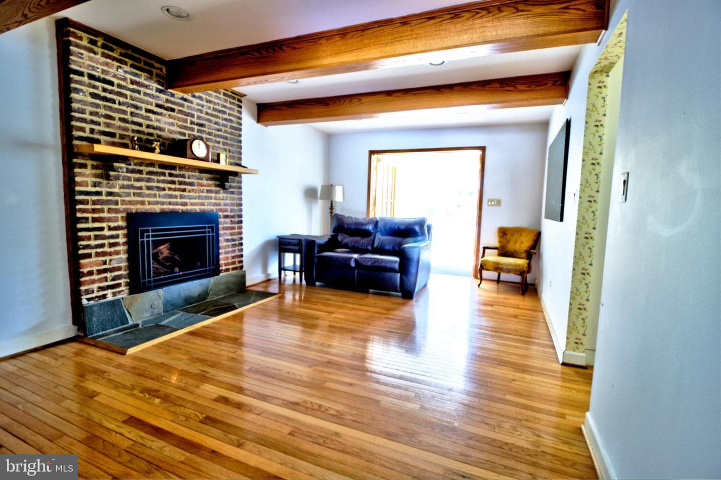 439 Lakeland Road N photo 12