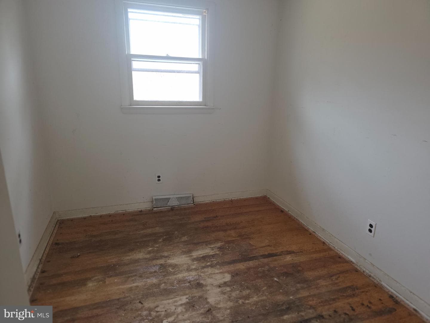 391 Hilltop Lane photo 24