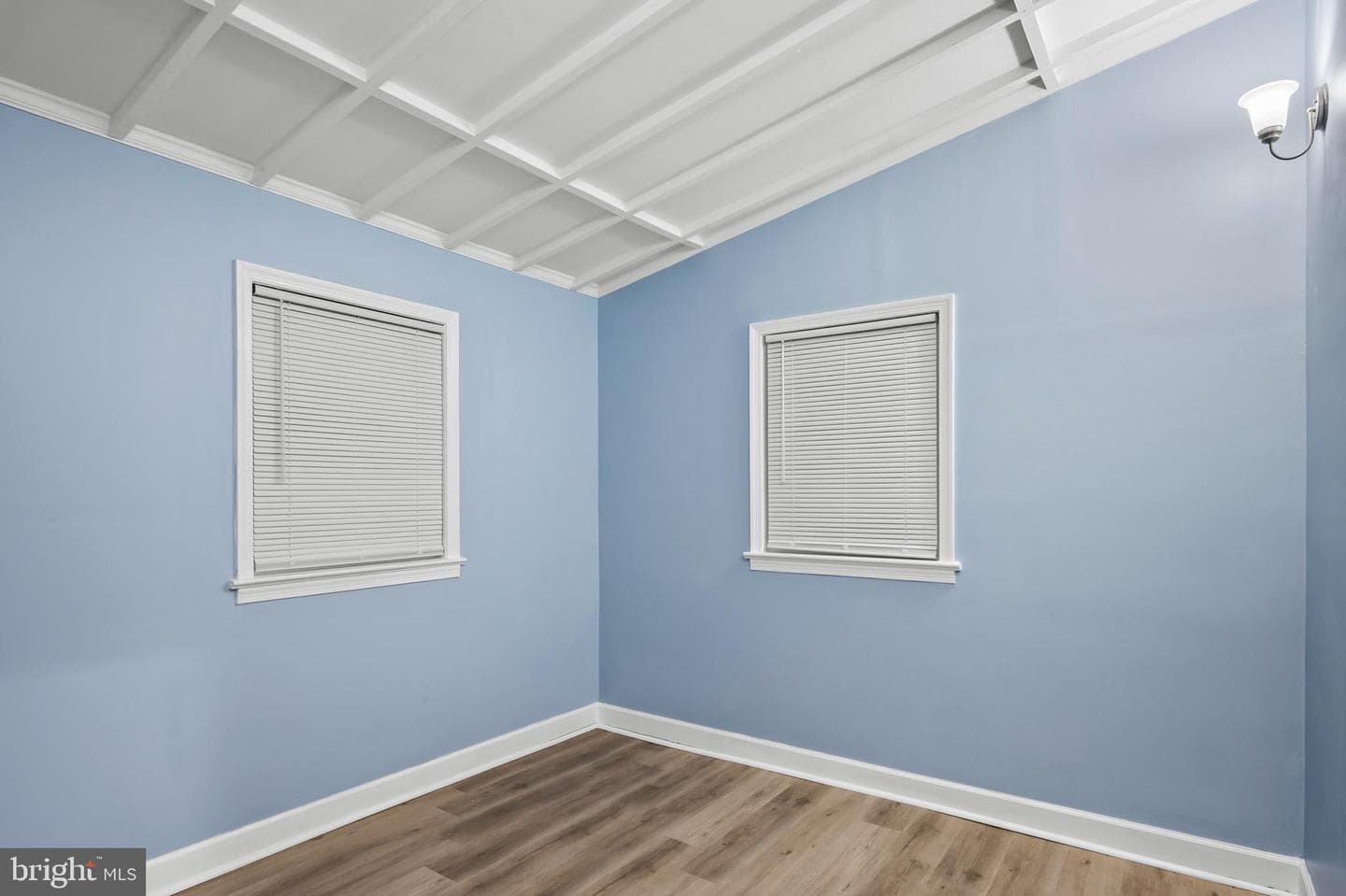 1199 Oak Avenue photo 17