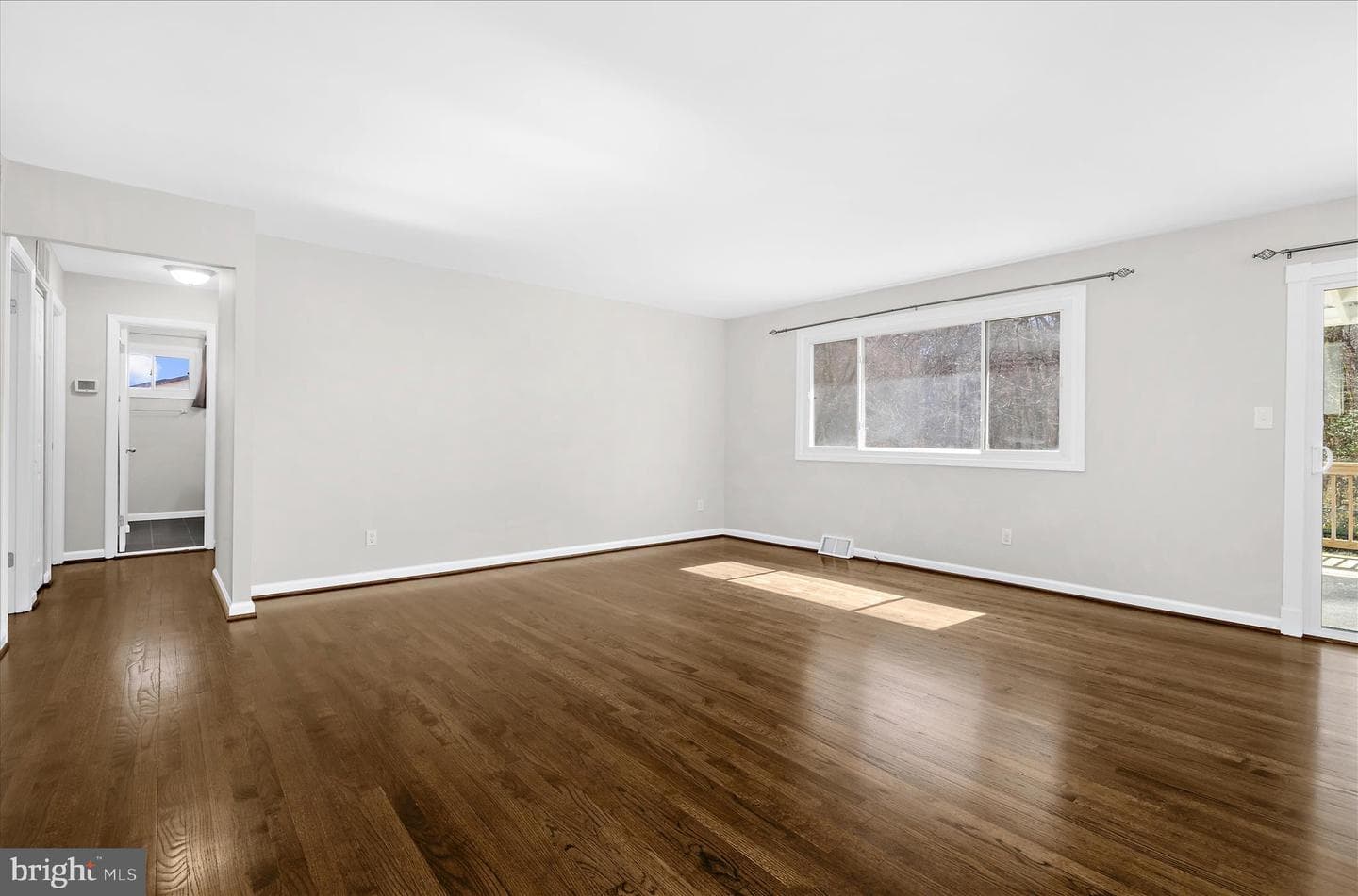251 Scotts Manor Drive photo 13