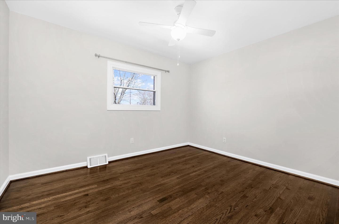 251 Scotts Manor Drive photo 18