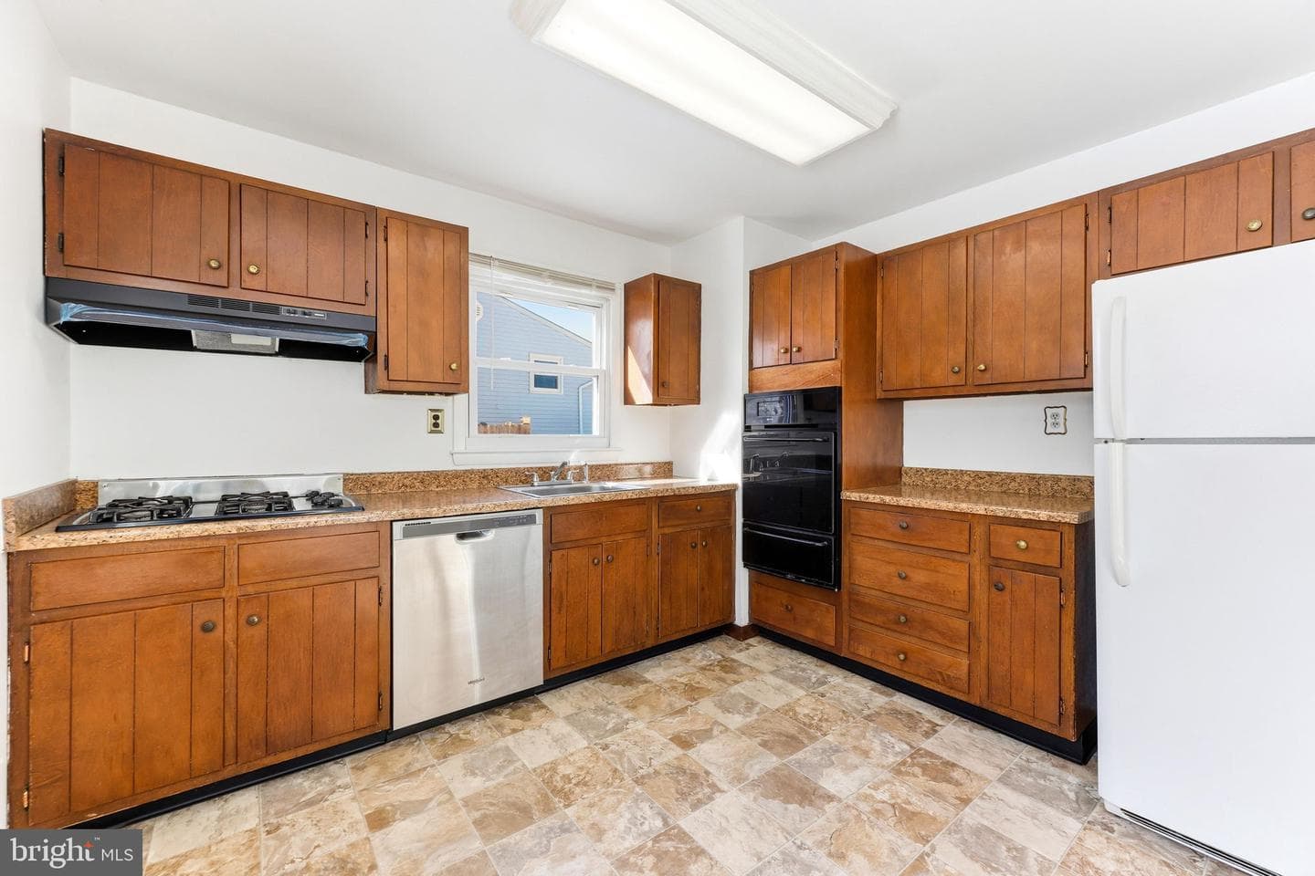 623 Chapelgate Drive photo 8