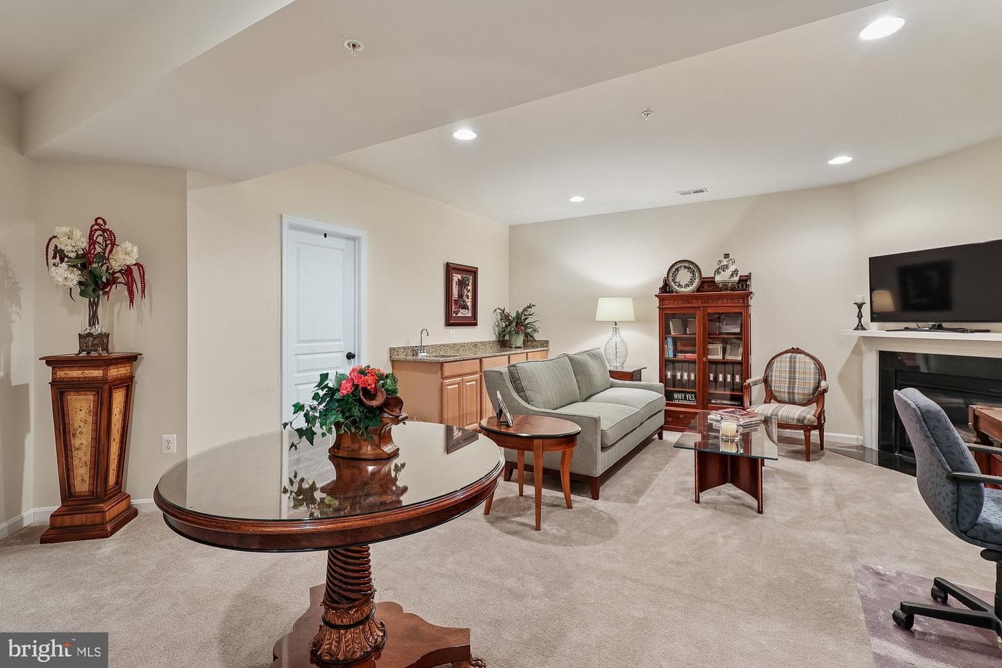 1109 Boucher Avenue photo 42