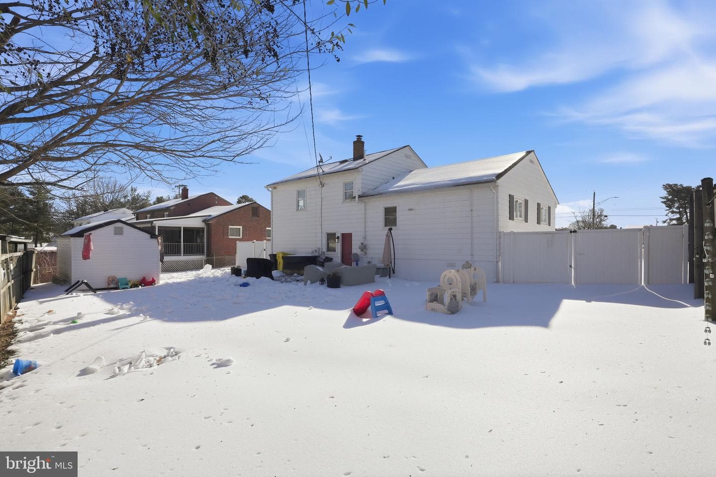 105 Michael Avenue photo 23