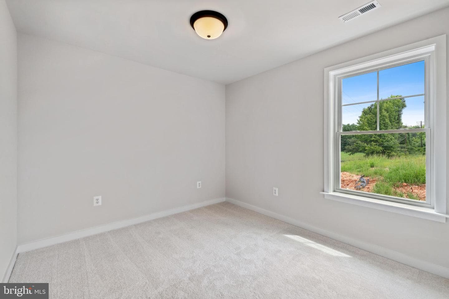 7713 Woodlawn Avenue photo 23