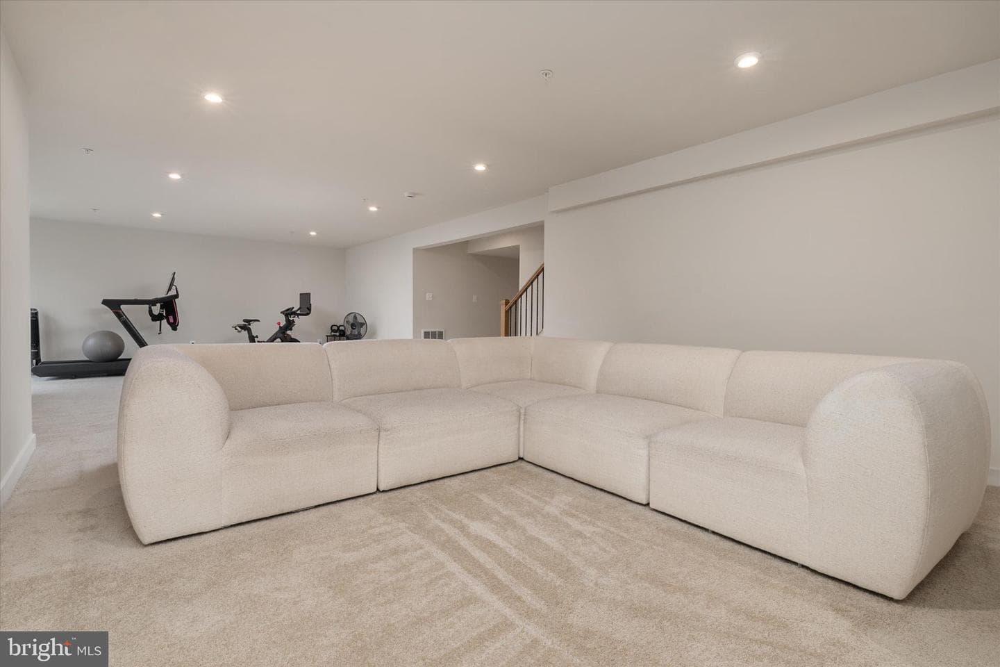 3322 Milkweed Court photo 40
