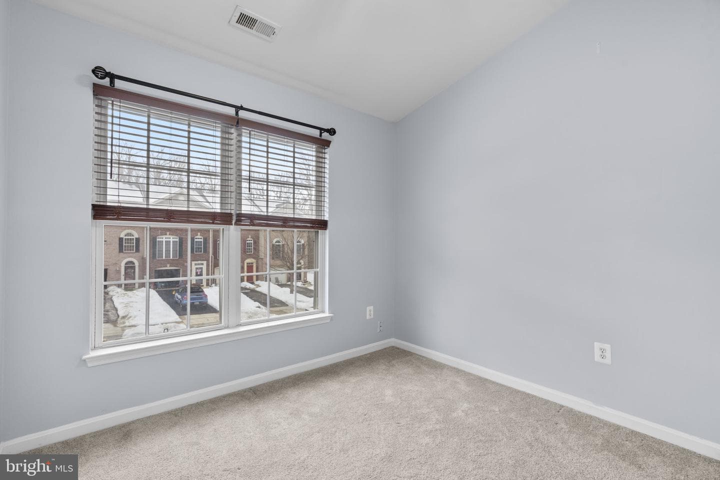 2403 Killarney Terrace photo 30