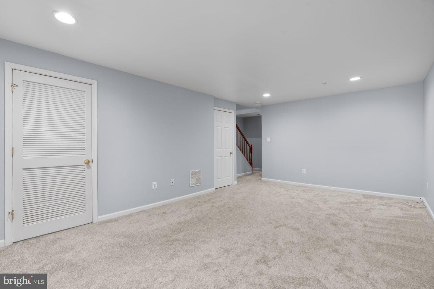 2403 Killarney Terrace photo 36