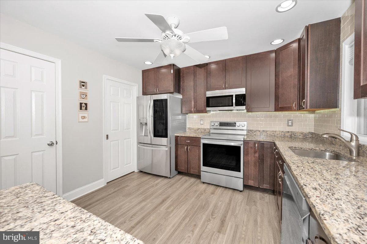241 Armstrong Lane photo 10