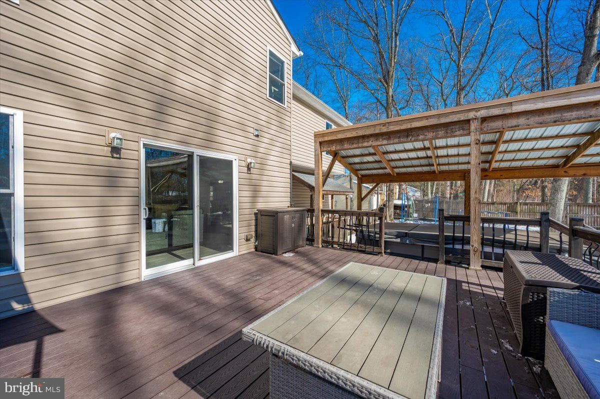 241 Armstrong Lane photo 44