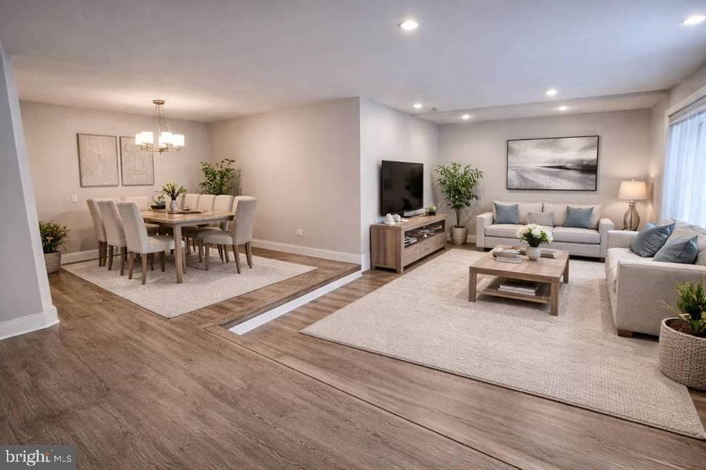 1490 Mara Vista Court photo 4