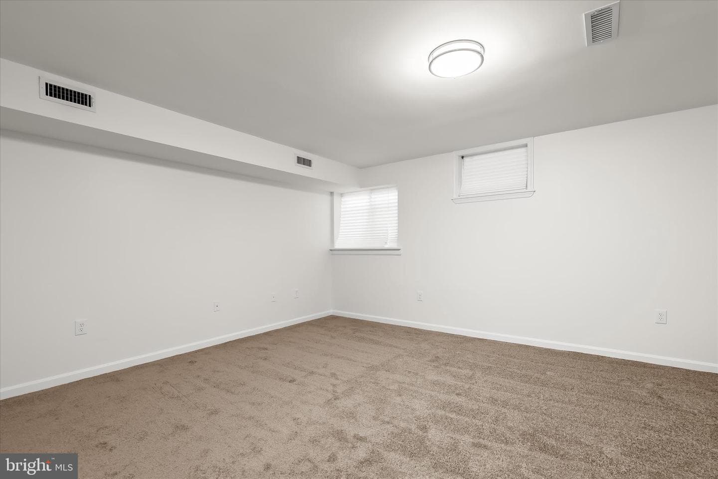 508 Greencrest Lane photo 36